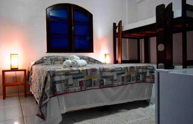 غرفة اقتصادية ثلاثية بثلاثة أسرّة، Estalagem 11 Suites 3/5