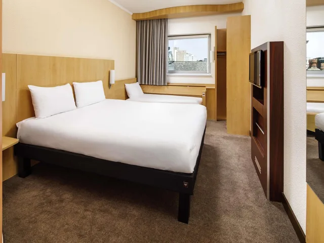 Family, Multiple Beds، IBIS NOTTINGHAM CENTRE 2/5