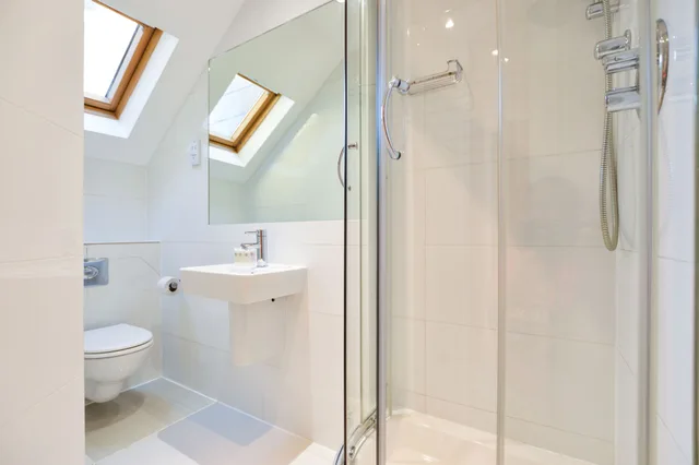 غرفة بسرير مزدوج بغرفة نوم واحدة في الطابق العلوي، Notting Hill Serviced Apartments by Concept Apartments 3/4