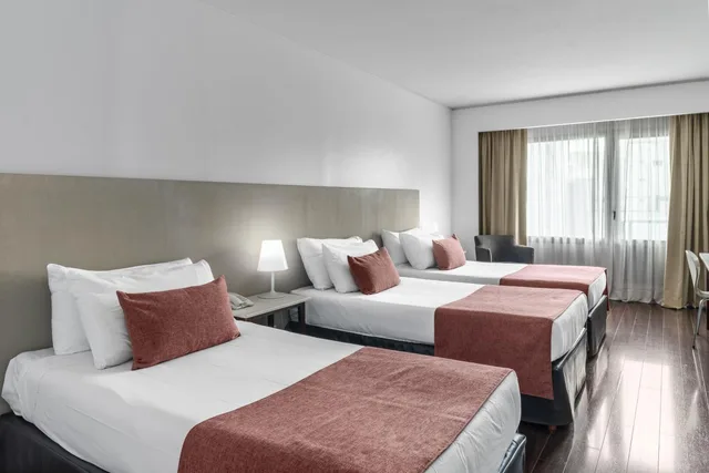 Room, Triple, 3 Beds, Dazzler By Wyndham Buenos Aires Recoleta Ex Dazzler Recoleta 4/10