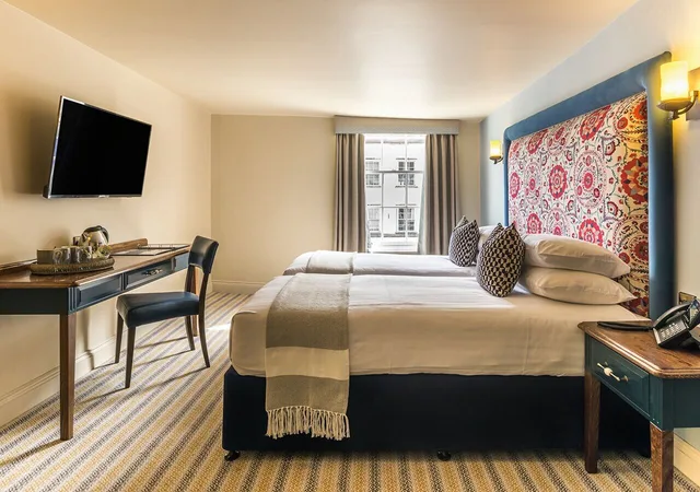 غرفة بسريرين منفصلين، The George 8/10