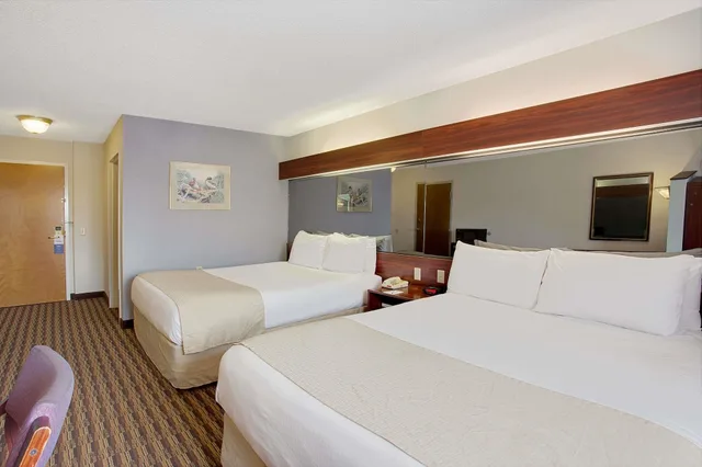 غرفة قياسية بسريرين كوين، Microtel Inn & Suites by Wyndham Murfreesboro 2/10