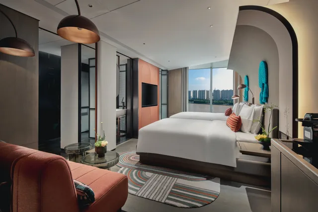 غرفة قياسية بسريرين مزدوجين بإطلالة على النهر، Hotel Indigo Ningbo Riverside 1/2