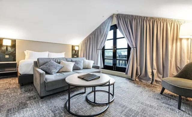 استوديو بسرير كوين بشرفة، DoubleTree by Hilton London Kensington 1/5