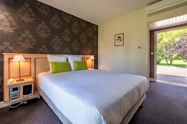 HOTEL LE RELAIS FLEURI، أوكسار 12/50