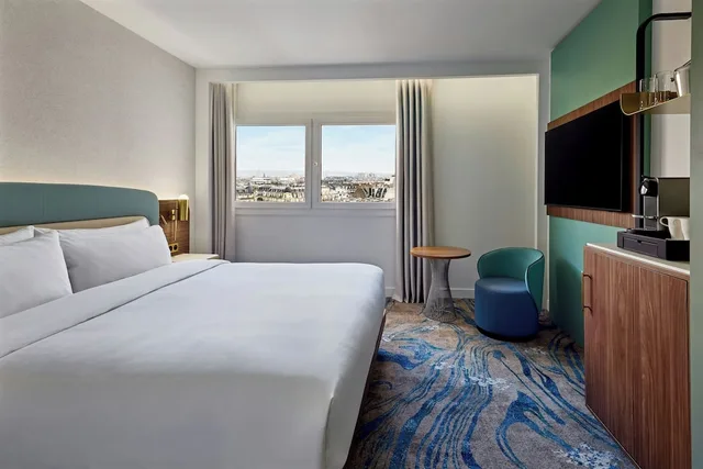 غرفة تنفيذية بسرير كينج، Le Meridien Paris Arc De Triomphe 1/6
