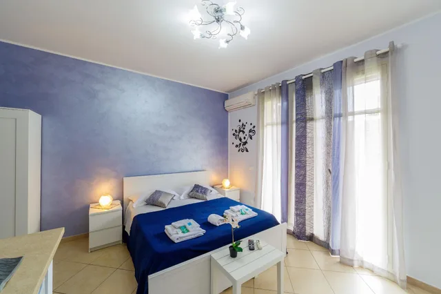 غرفة قياسية، B B Sicily In Love 4/10