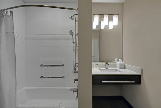 استوديو بسرير كوين، TownePlace Suites by Marriott Grand Rapids Wyoming 7/9