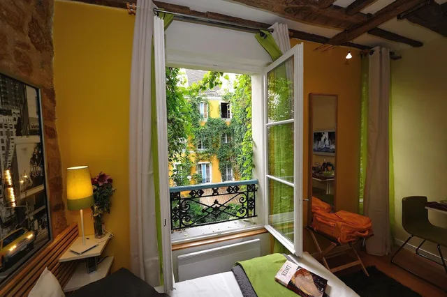 Yellow Studio, Les Patios Du Marais 4/6