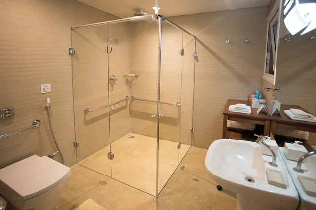 Suite, Queen Bed, Hotel Spa Nau Royal 7/8