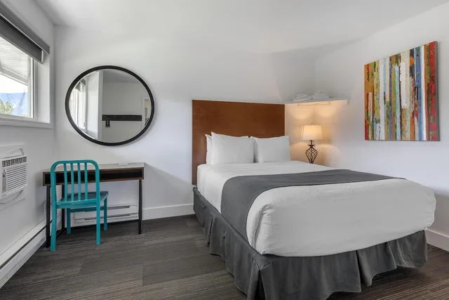 غرفة قياسية بسرير كينج وسرير كوين، Stoke Hotel Surestay Collection By Best Western 3/7