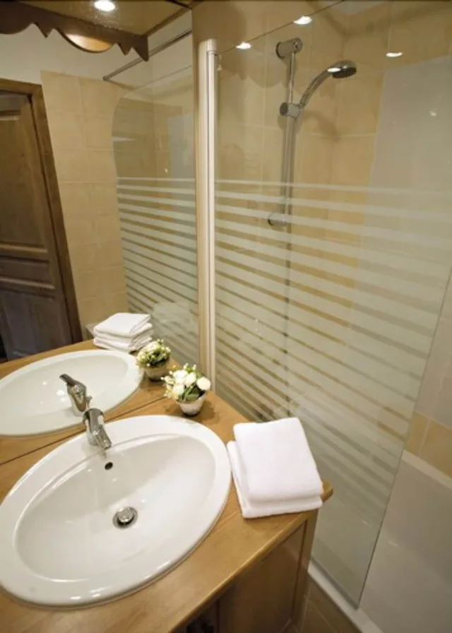 شقة كومفورت بسريرين منفصلين بغرفتين مع أريكة، Residence Club Mmv Le Hameau Des Airelles 6/6