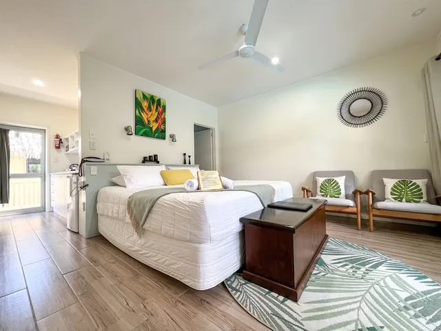 استوديو سوبيريور بسريرين منفصلين بإطلالة على المسبح، Castaway Resort 3/6