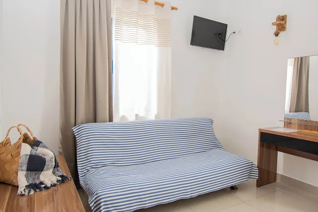 استوديو ديلوكس بسرير كوين بحوض جاكوزي في الطابق الأرضي، Ov Suites 2/3