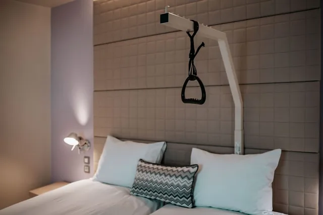 غرفة بسريرين منفصلين مع أريكة لذوي الإعاقة، Domotel Olympia Urban Chic Hotel 5/8
