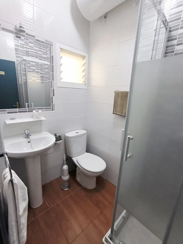 Tower, Single, Shared Bathroom، Pension Perez Montilla 3/6
