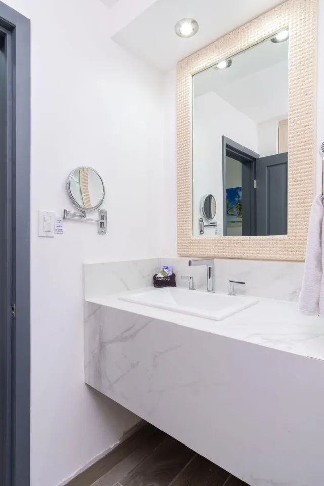 غرفة بسرير كينج بإطلالة على البحر، Playa Bonita Resort 7/7