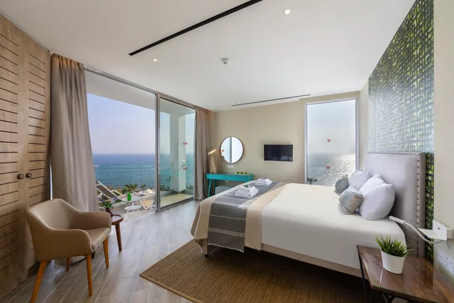 جناح رئاسي بانورامي بإطلالة على البحر، Leonardo Plaza Cypria Maris Beach Hotel And Spa - Adults Only 3/6