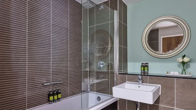 غرفة تنفيذية بسريرين كينج بغرفتي نوم، Fraser Suites Glasgow 3/3