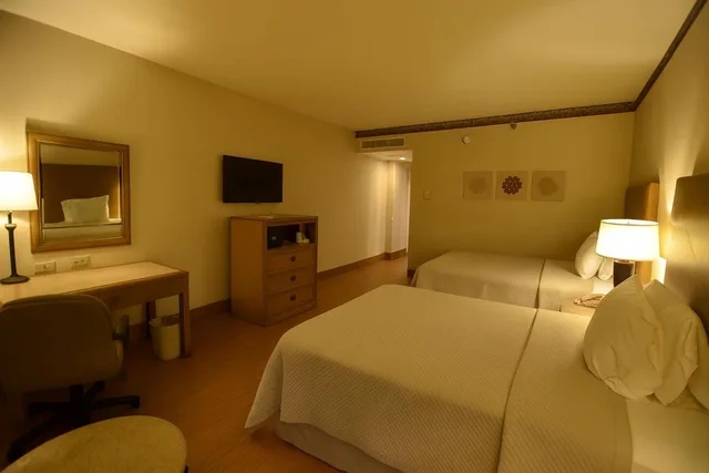 غرفة بسرير كينج، iStay Hotel Ciudad Victoria 1/8