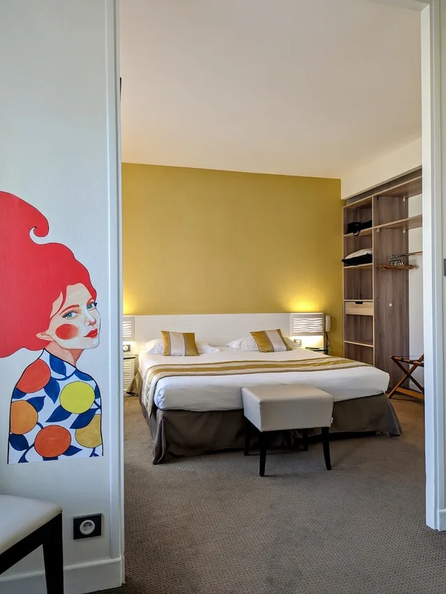 Plus, Comfort, King Bed, Citotel Arverna Vichy 1/10