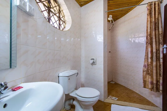 Comfort, Triple, 3 Beds, Tumaini Cottages And Conference Centre 1/2