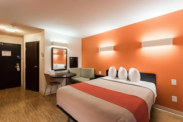 غرفة ديلوكس بسرير كينج، Motel6 Moosomin, SK 5/10