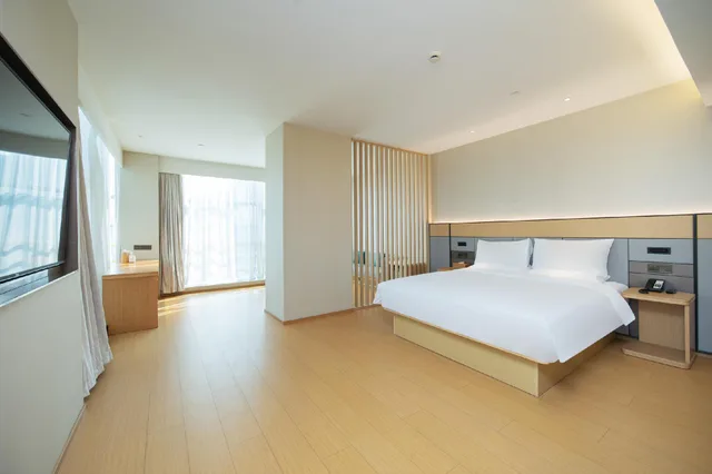Deluxe, King Bed, Queen Bed, JI Hotel Shanghai Anting Metro Station 1/1