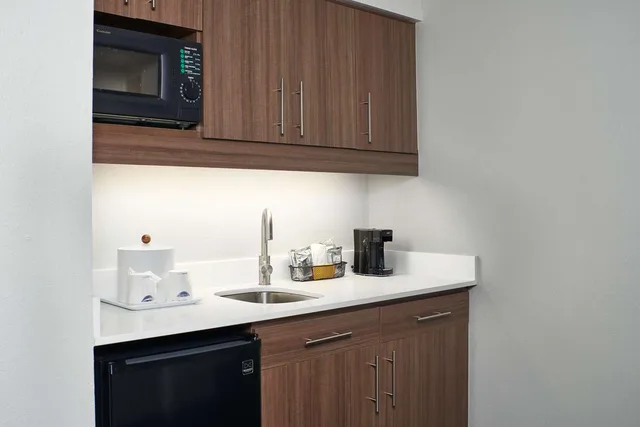 غرفة تنفيذية بسرير كوين، Hampton Inn Jupiter/Juno Beach 3/3