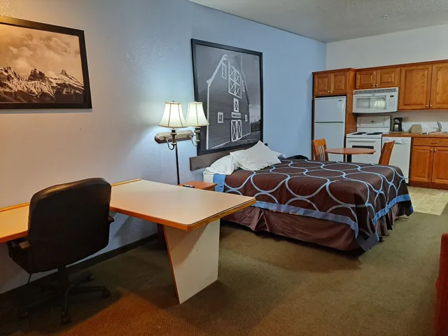 جناح بزنس بسرير مزدوج، Super 8 By Wyndham Three Hills Ab 2/2