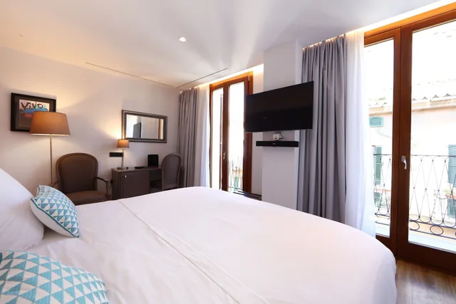غرفة ديلوكس مفردة بسرير كينج، BO Hotel Palma 1/6