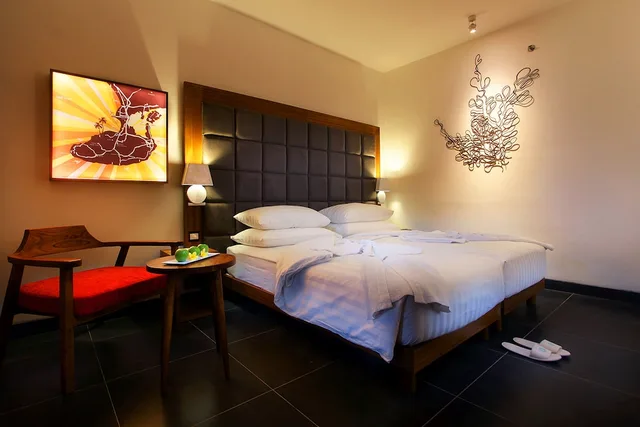 غرفة سوبيريور بسرير كينج، THE 1O1 Bali Fontana Seminyak 5/8