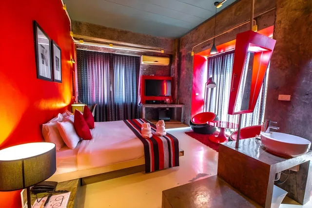 جناح، The B Ranong Trend Hotel 1/1