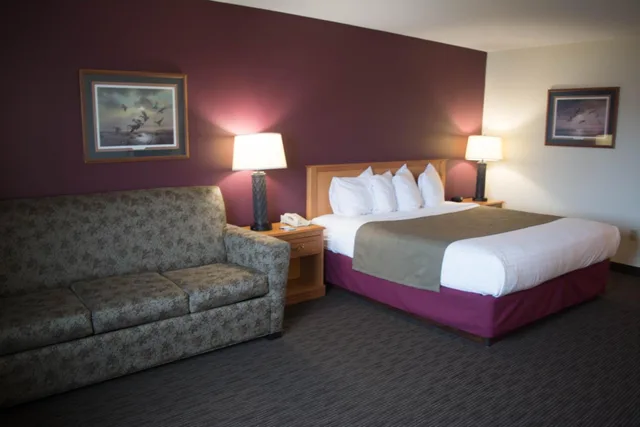 جناح استوديو سوبيريور بسرير كوين مع أريكة، Americinn By Wyndham Madison Sd 3/6