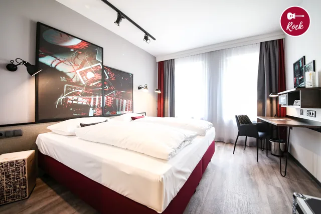 غرفة بريميوم بسرير كينج، arte Hotel Wien Stadthalle 1/3