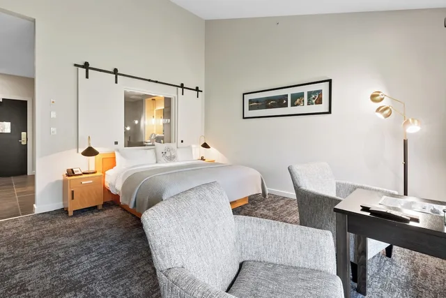 Lodge, Studio, King Bed، Black Rock Ocean Front Resort 6/10