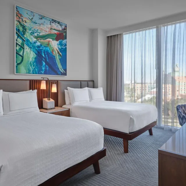 Signature, Suite, Sofa, Walt Disney World Swan Reserve 1/4
