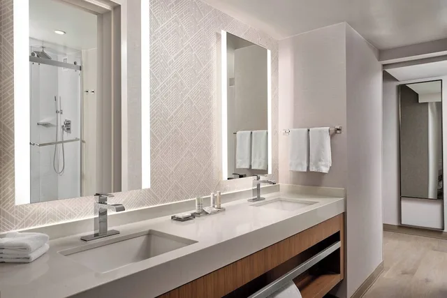 studio, multiple beds، Fort Collins Marriott 5/8