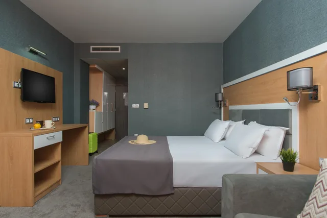 Deluxe, Twin Beds, Balcony or Terrace، Tia Maria 1/2