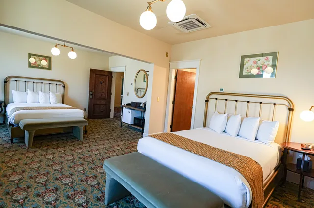 غرفة بسريرين كوين، Belvada Hotel 1/2