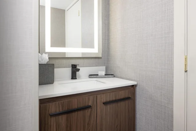 غرفة بسريرين كوين، The Midtown Hotel MOD Collection by Sonesta 2/3