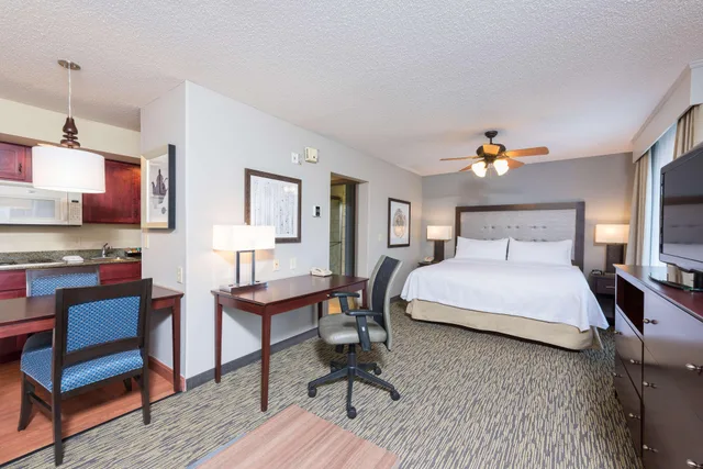 استوديو، Homewood Suites By Hilton Bloomington 1/2