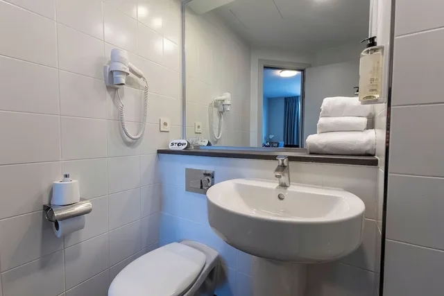 Standard, Single, Single Bed, Travelodge Barcelona Poblenou 4/10
