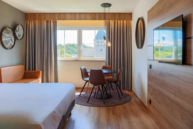 جناح بسرير كينج وسرير بطابقين، MERCURE HAN SUR LESSE 7/10
