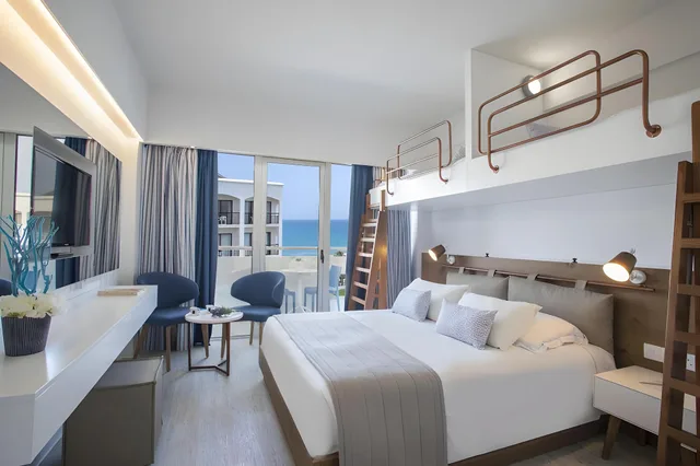 Standard, Side Sea View، Sandy Beach Hotel & Spa 2/2
