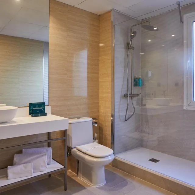 Superior, Double or Twin Bed, Silken Sant Gervasi Hotel 8/10