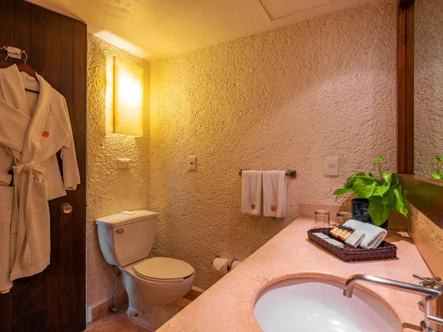 Junior Suite, Sea View, Las Brisas Ixtapa 3/4