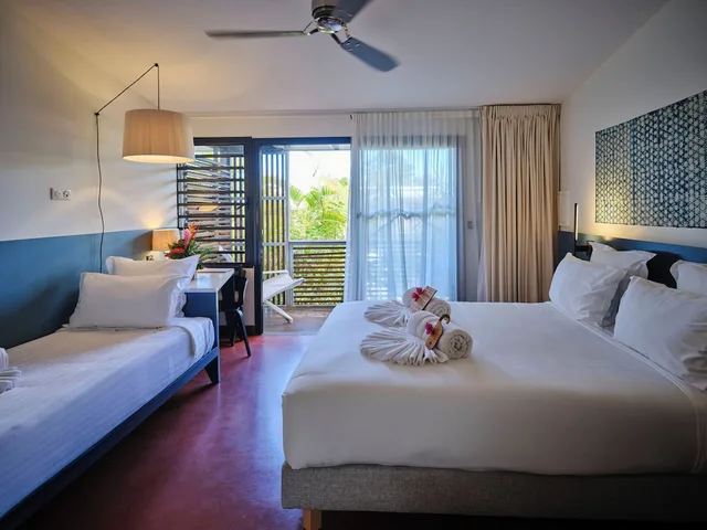 غرفة سوبيريور ثلاثية بسرير مزدوج وسرير فردي بإطلالة على المسبح، Le Dimitile Hotel & Spa 2/9