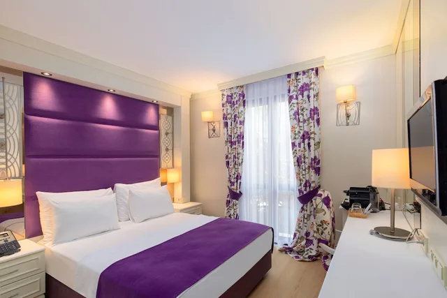 غرفة قياسية بسرير مزدوج بإطلالة على الجبل، Baga Hotel 1/6