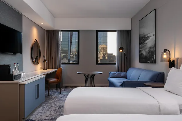 غرفة جونيور بسرير كينج، Radisson Hotel Cape Town Foreshore 2/10